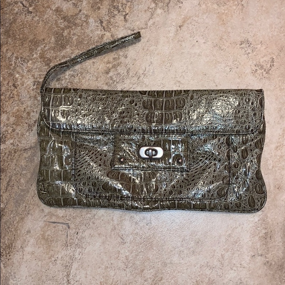 Wristlet